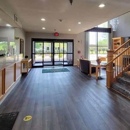 Quality Inn & Suites Quantico Stafford Luaran gambar