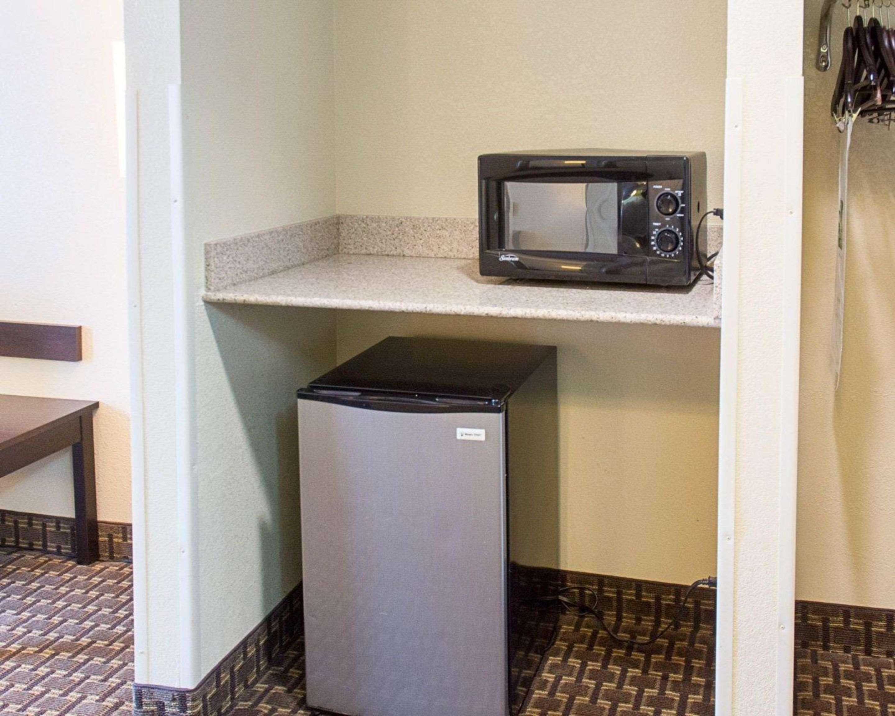 Quality Inn & Suites Quantico Stafford Luaran gambar