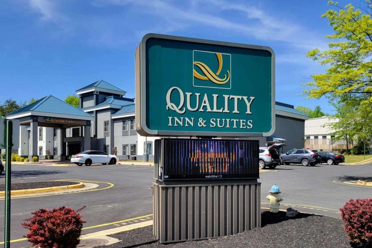 Quality Inn & Suites Quantico Stafford Luaran gambar